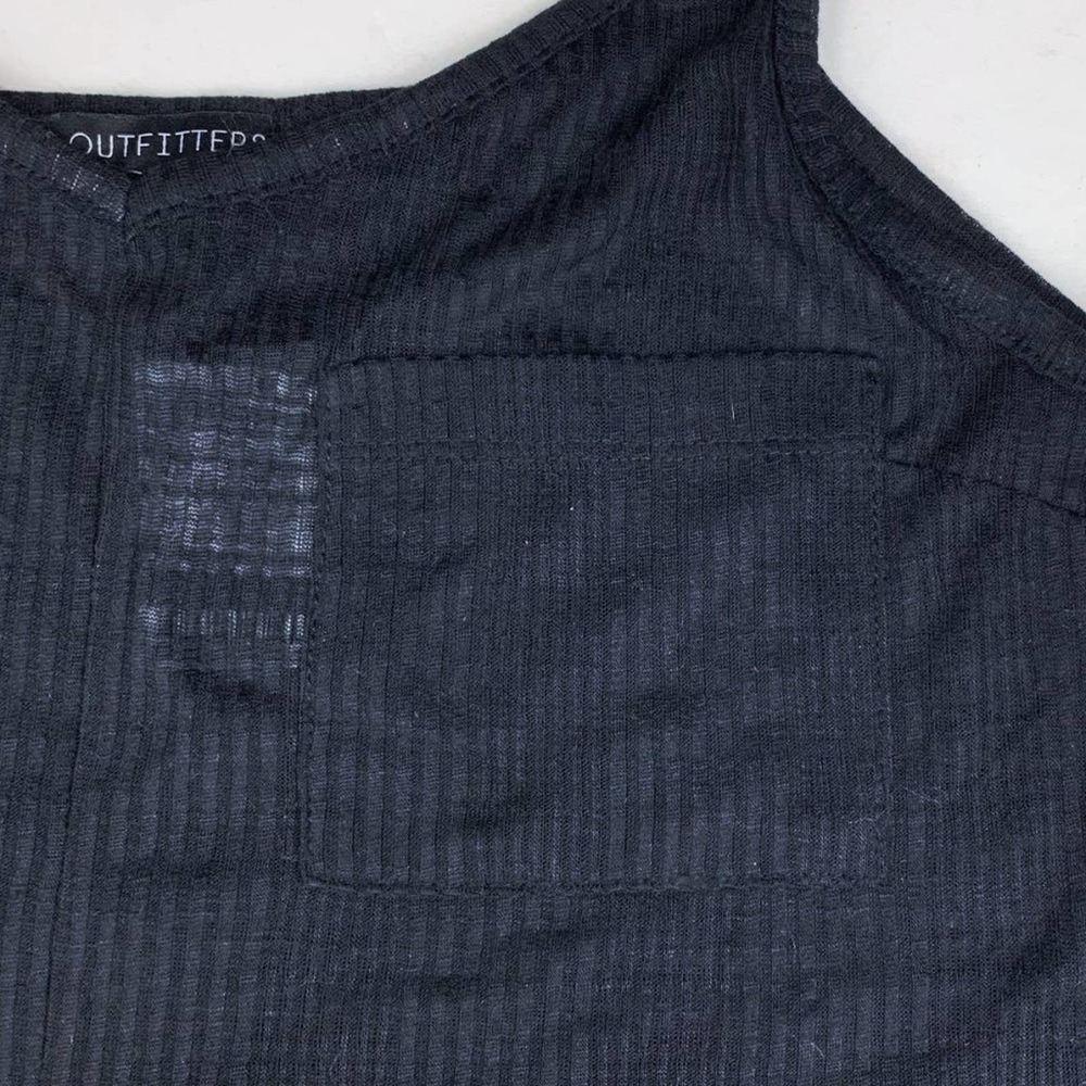 Urban Outfitters Black Quinn Tie-Front Pocket Cami - Picture 8 of 11